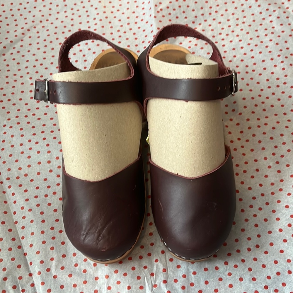 Mia Clogs